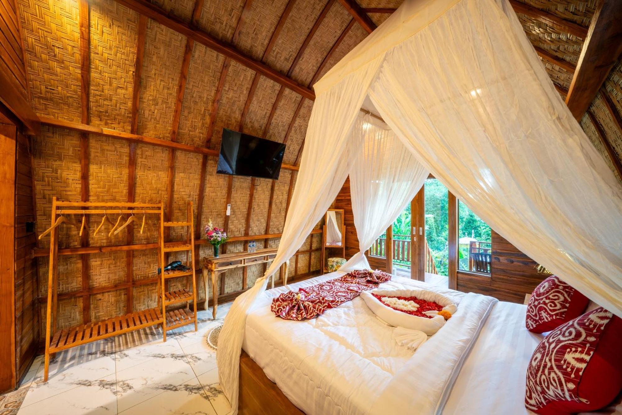 Yoga Maya Villa Паянган Экстерьер фото